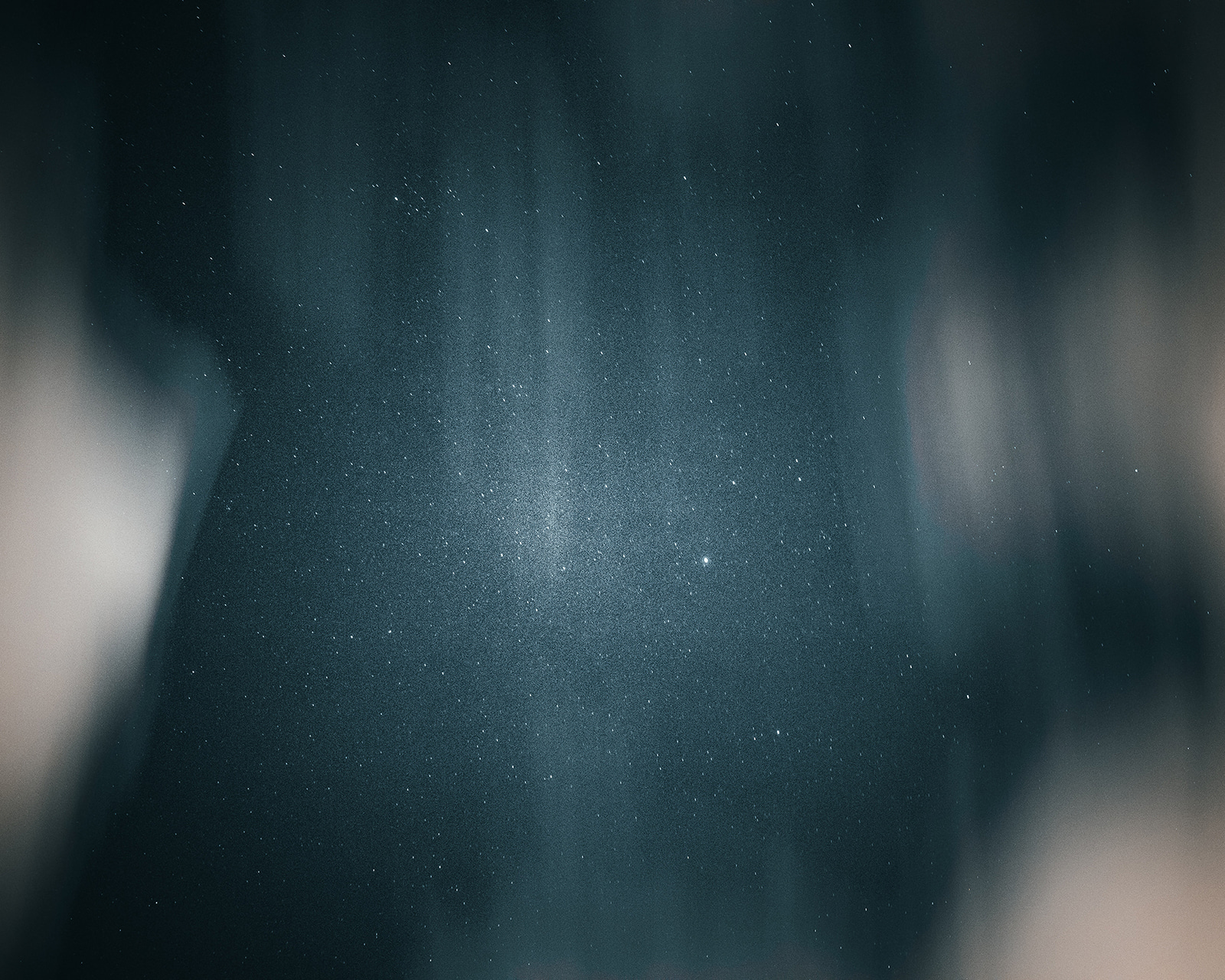 Tmavá obloha s hviezdami u94562p - Tmavá obloha s hviezdami - tegory