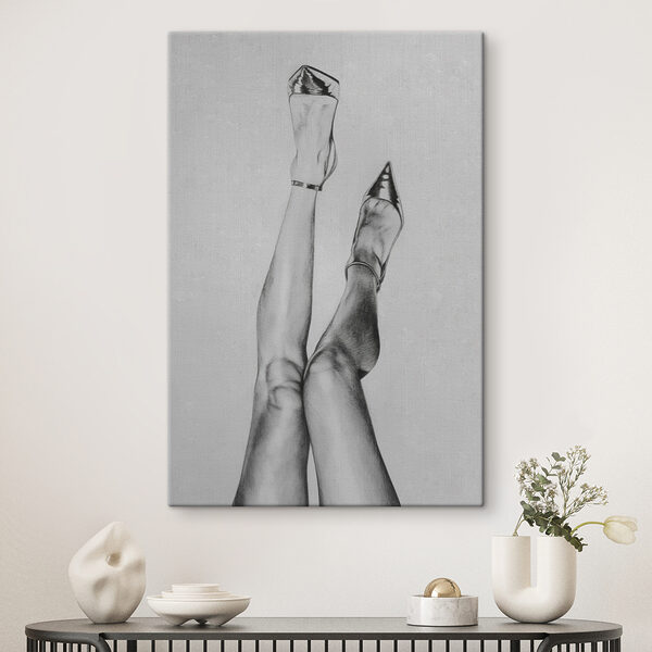 A drawing of a woman's legs