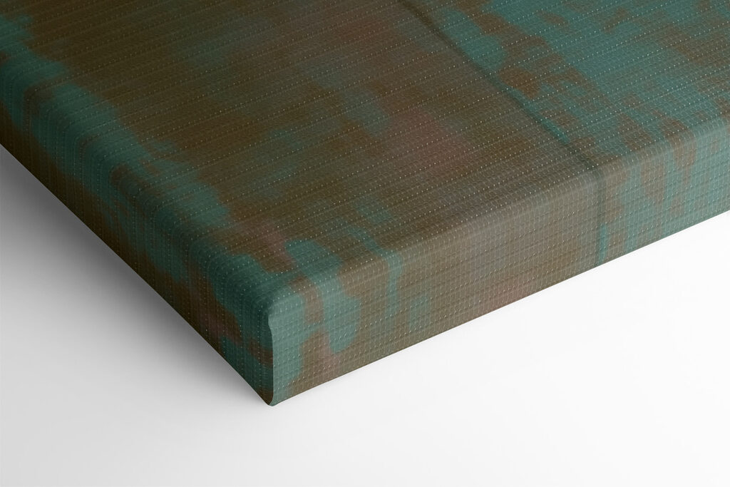 Vase of pink flowers