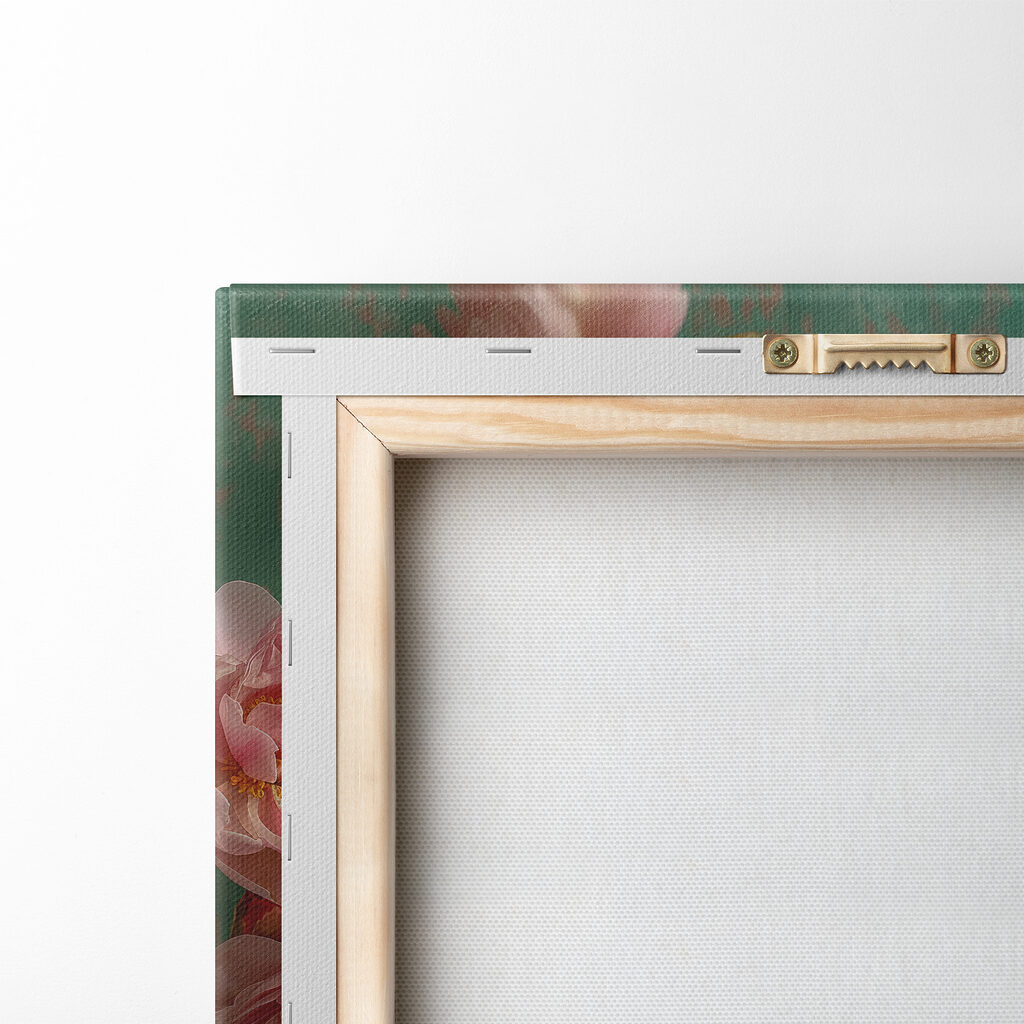 Vase of pink flowers