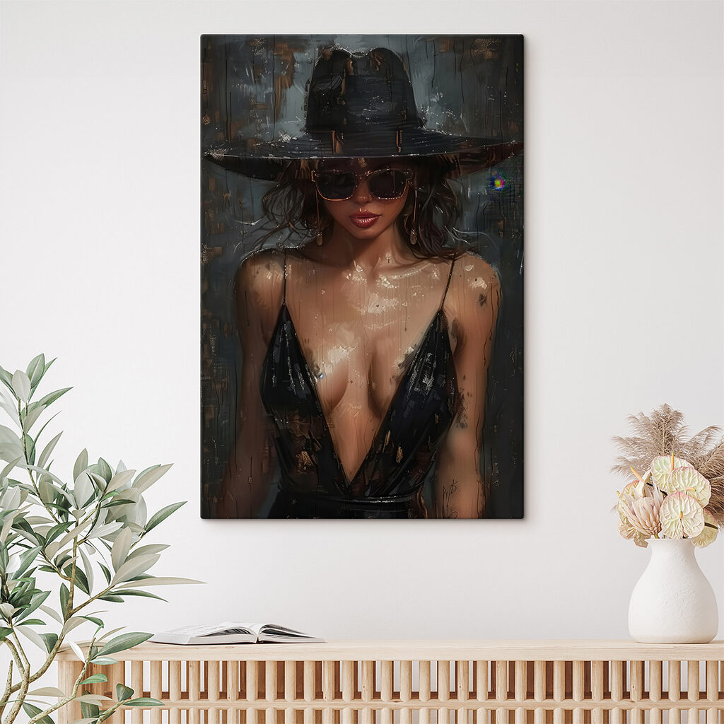 Woman wearing a hat and sunglasses