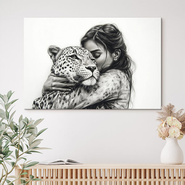 Kresba ženy objímajúcej leoparda Kresba ženy objímajúcej leoparda