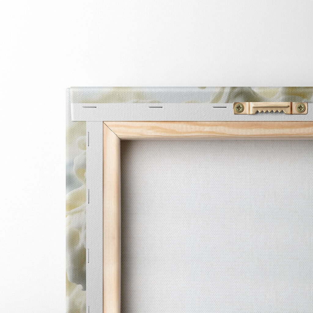 Majestic waves in creamy texture