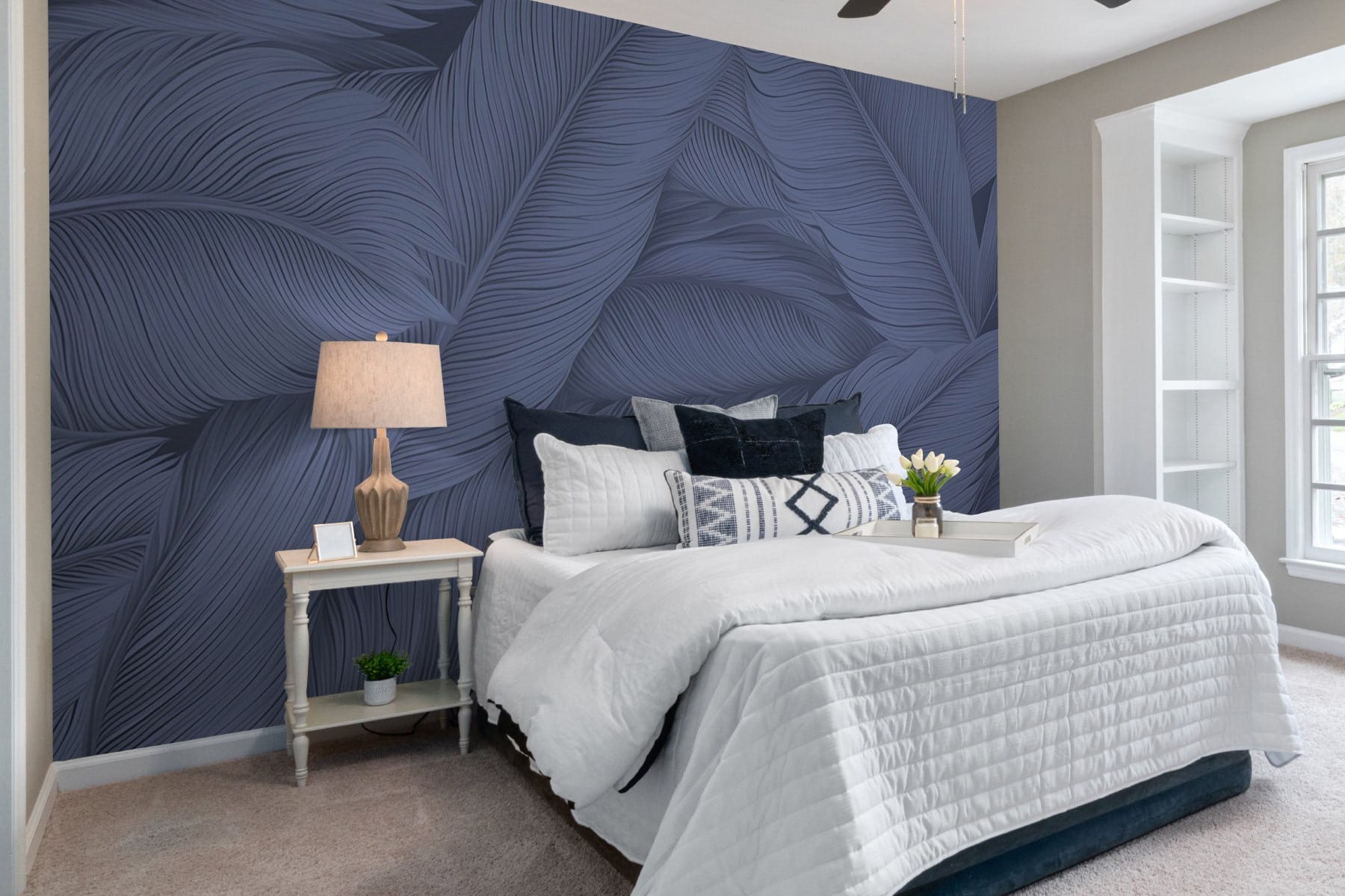 Elegant patterns of soft leaves