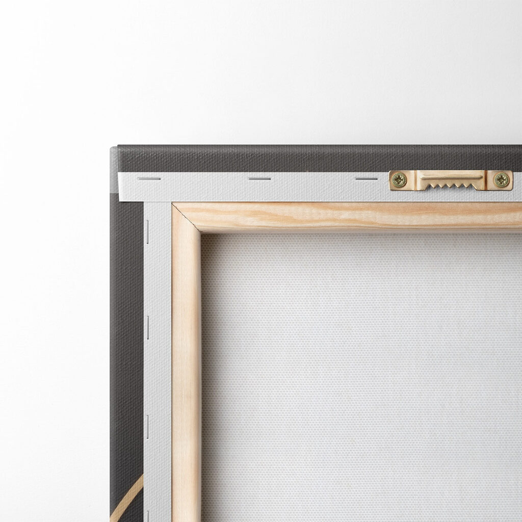 Tranquil flower amidst dark background