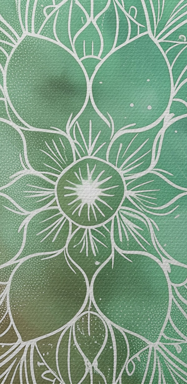 Biela mandala na zelenom a modrom pozadí Biela mandala na zelenom a modrom pozadí