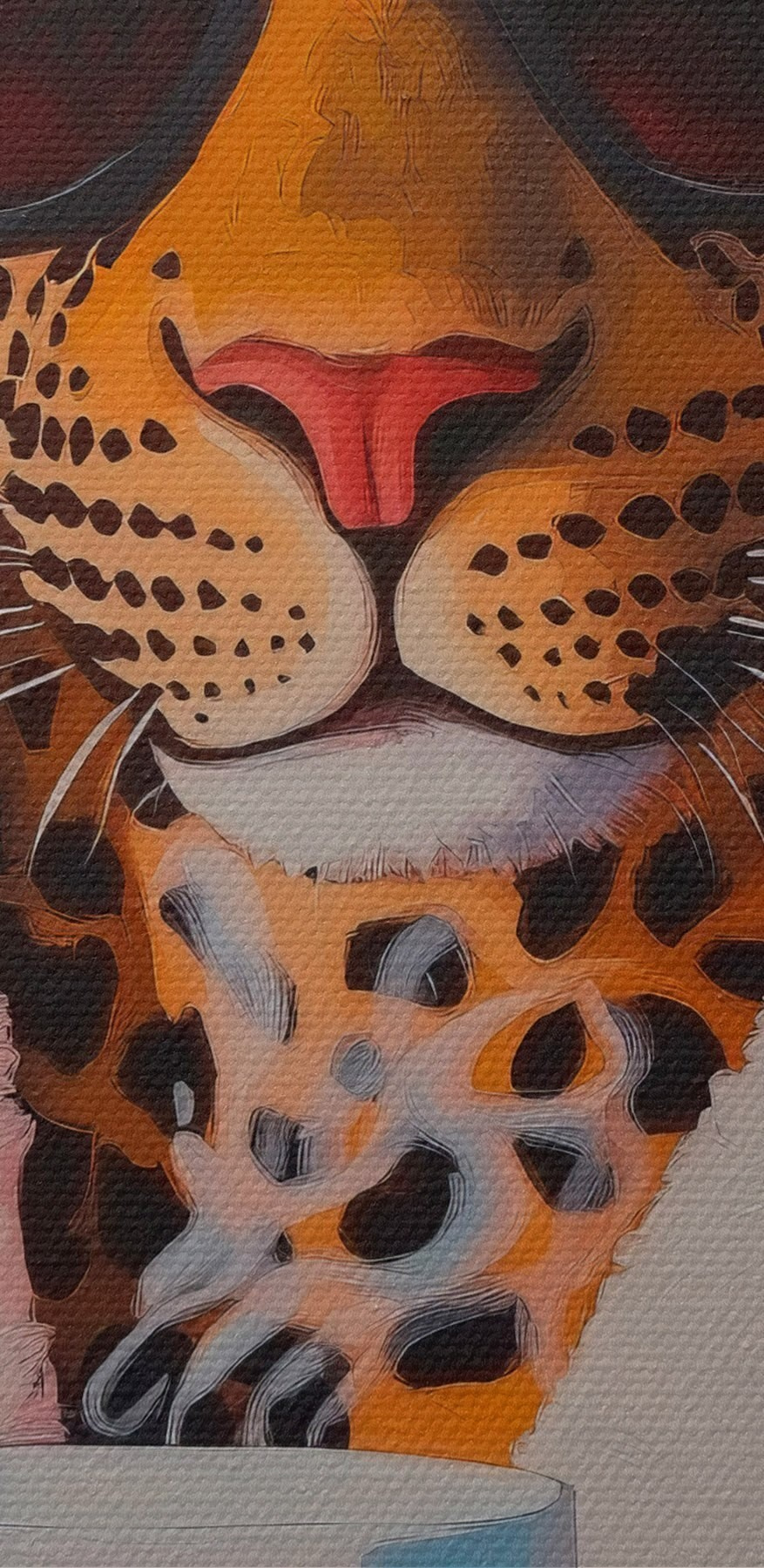 Maľba leoparda v rúchu a slnečných okuliaroch, ktorý drží pohár