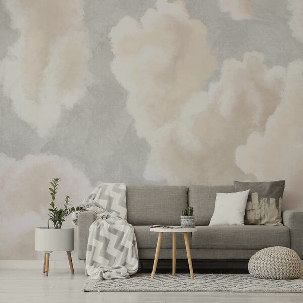 Mäkké oblaky plávajúce po pokojnej oblohe