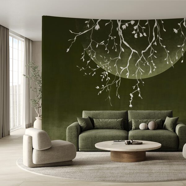 Konáre stromu s listami a mesiacom