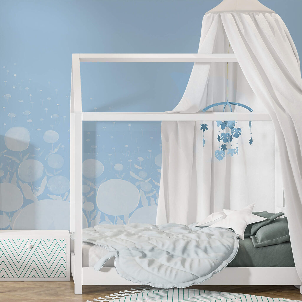 Biele kvety s listami a modrým pozadím Biele kvety s listami a modrým pozadím