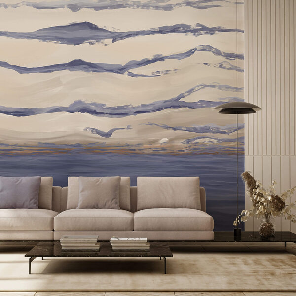 Voda s vlnami a lietajúcimi vtákmi